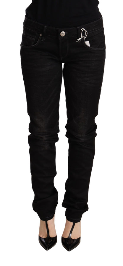 Acht schwarze Skinny-Denim-Baumwollhose mit niedriger Taille