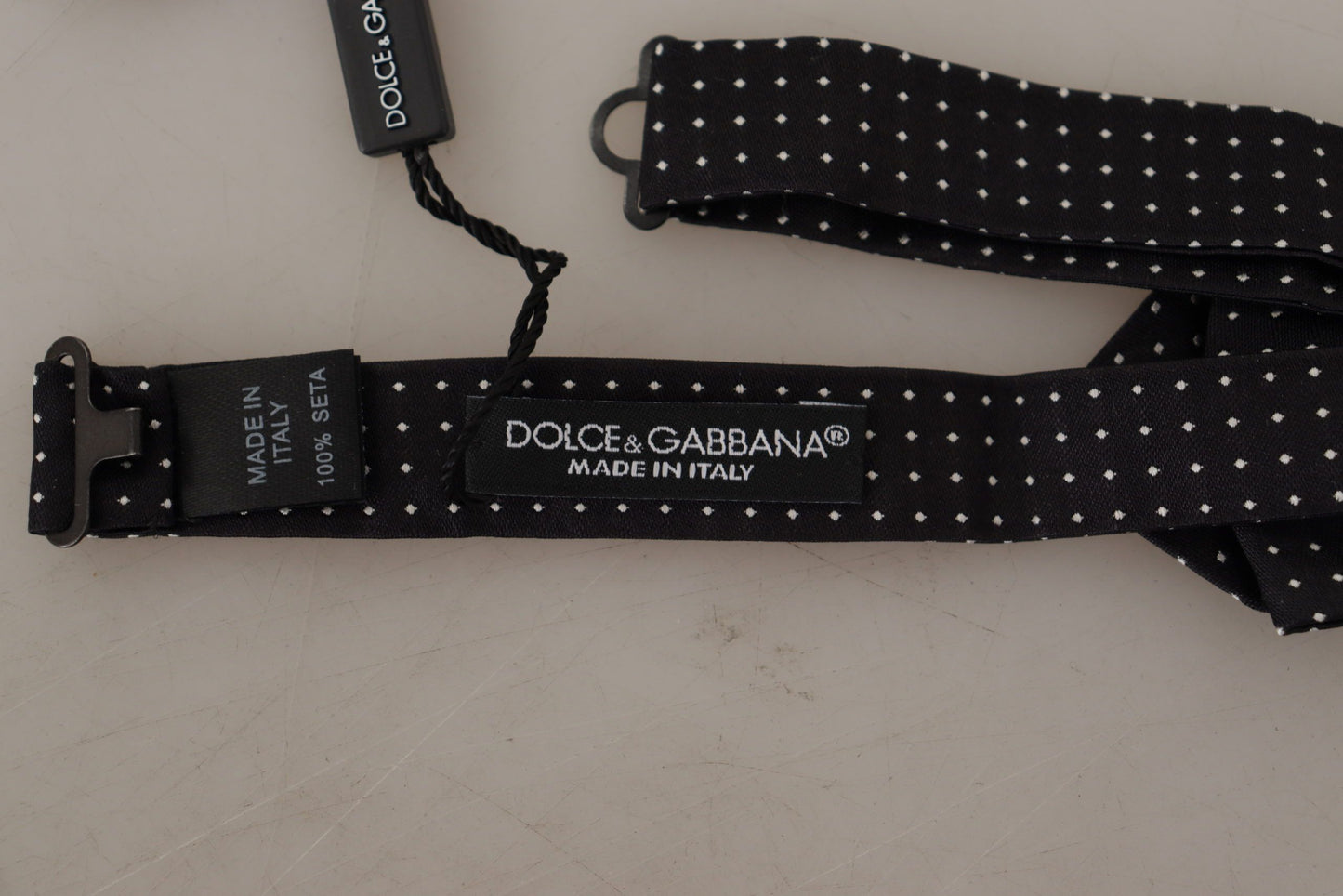 Dolce &amp; Gabbana Schwarz-weiß gepunktete Papillon-Fliege mit verstellbarem Hals