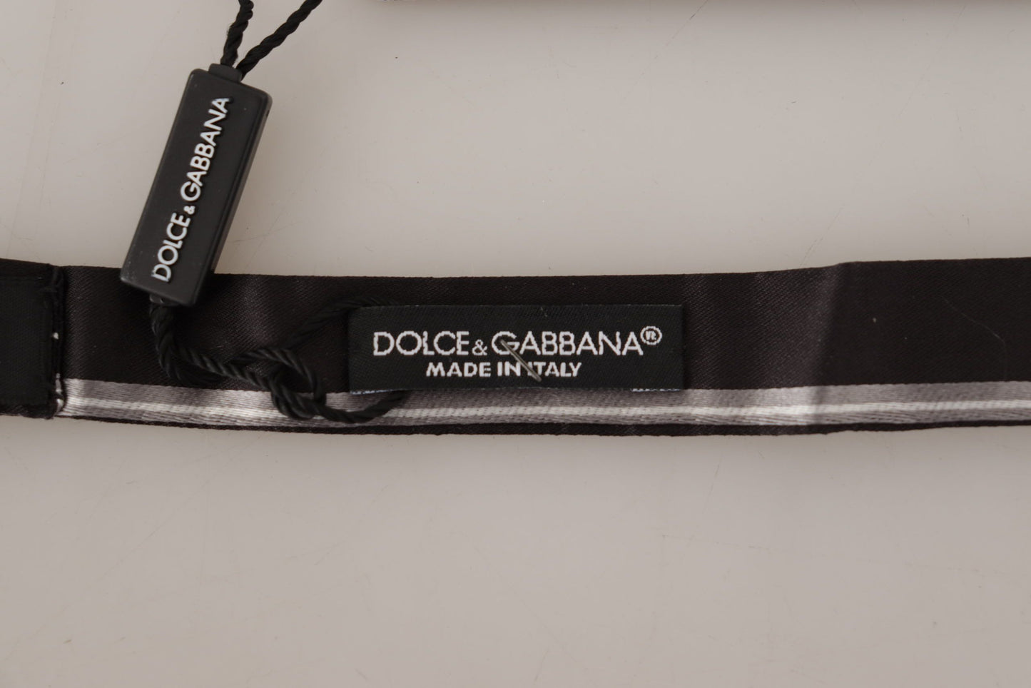 Dolce &amp; Gabbana Papillon-Krawatte mit schwarzem, grauem Futter aus 100 % Seide